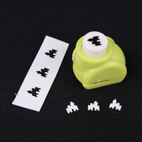 Dziurkacz ozdobny zamek, 7x7mm, kolor ciemnozielony Dziurkacz ozdobny zamek, 7x7mm, kolor ciemnozielony