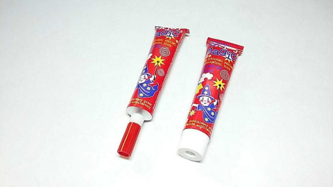 Klej MAGIC szkolny 45G TUBA z aplikatorem Klej MAGIC szkolny 45G TUBA z aplikatorem