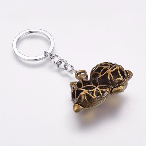 Brelok Maneki Neko Kot 33x46mm antyczny złoty Brelok Maneki Neko Kot 33x46mm antyczny złoty