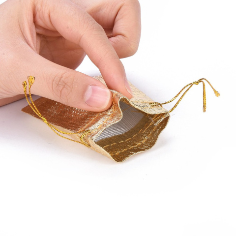 Woreczek na biżuterię/podarunek, 9x7cm, złoty z organzy