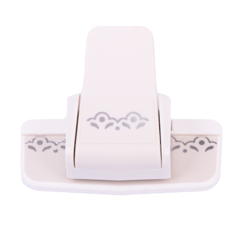 Dziurkacz ozdobny brzegowy, 12cm kolor biały