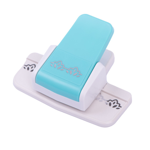 Dziurkacz ozdobny brzegowy, 12cm kolor różowy