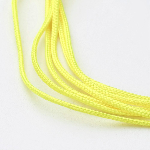 Nylonowy sznurek jubilerski do makramy, 2mm,12m, żółty,1szt. Nylonowy sznurek jubilerski do makramy, 2mm,12m, żółty,1szt.